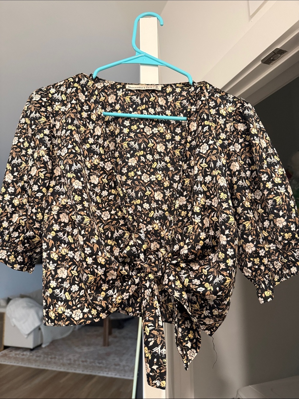 Abercrombie TieFront Blouse